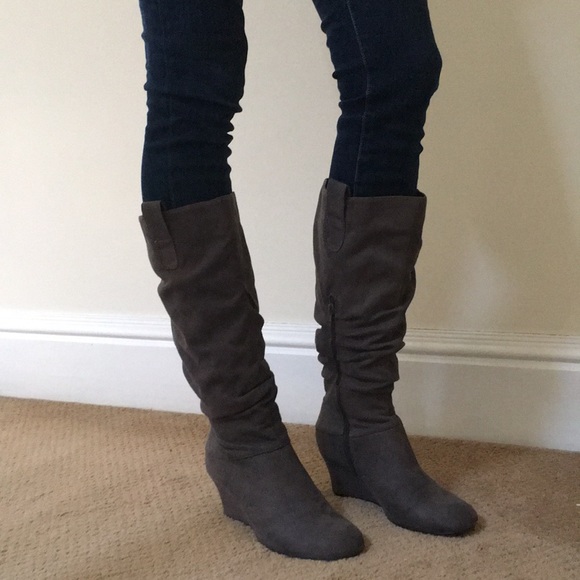 Shoes - SALE🎉 ALDO suede boots